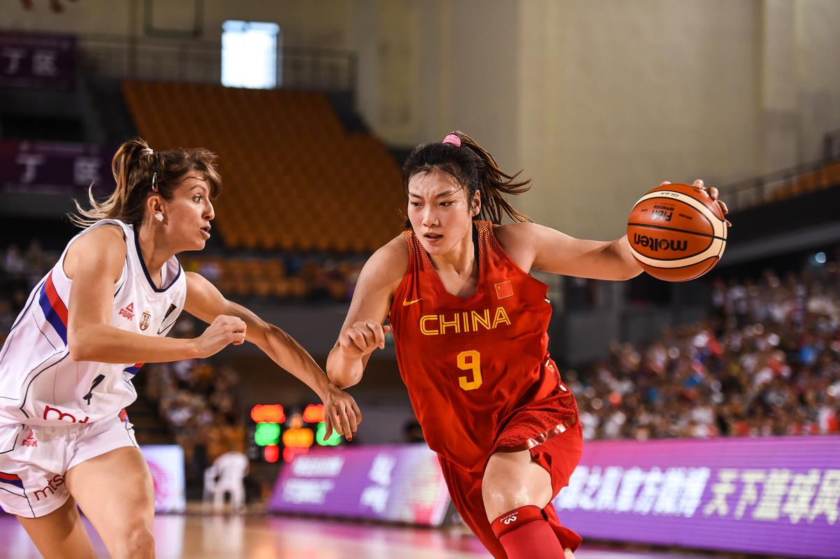 篮球比赛视频女篮中国